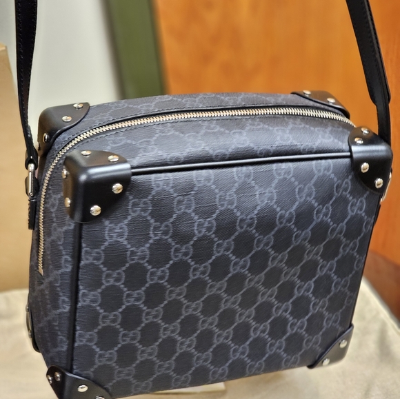 GUCCI GG Shoulder Bag With Leather Details - Picture 4 of 10